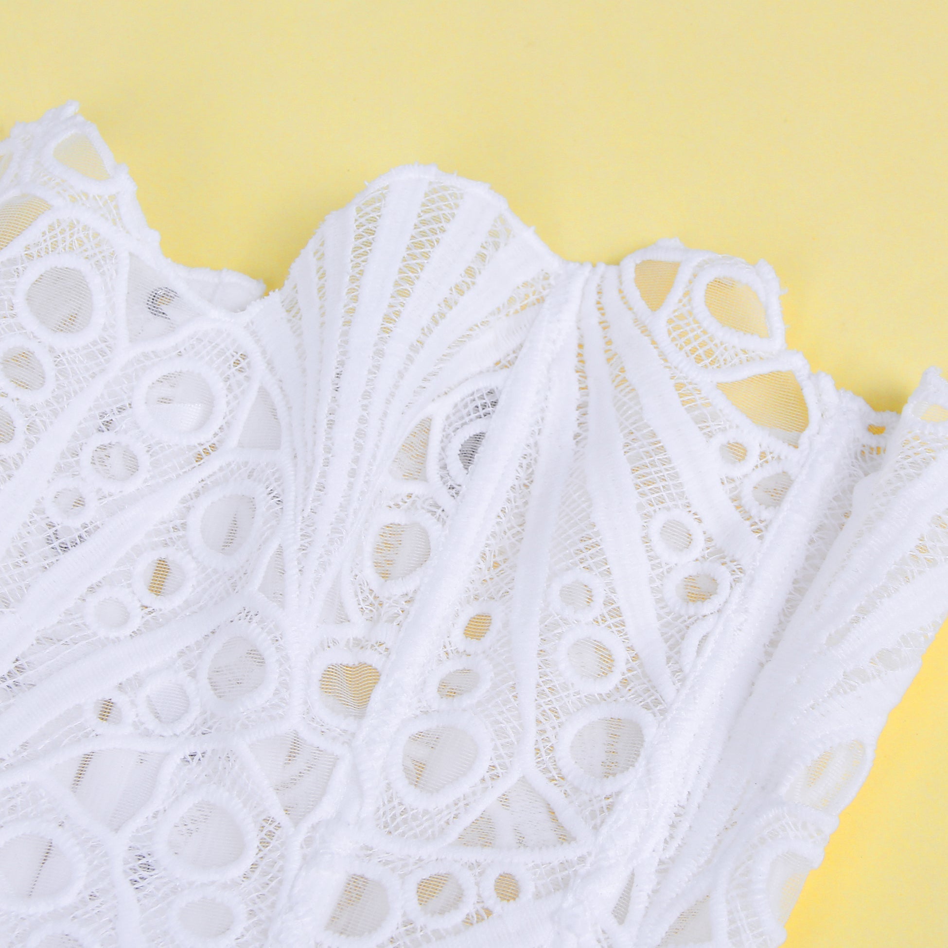 14 Bones White Hollow Lace - up Court - style Corset - TeaseFashion