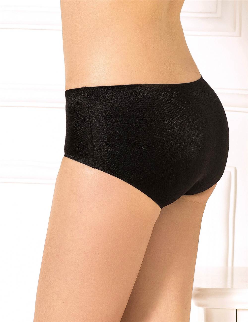 Black Silky Seamless Panty - TeaseFashion