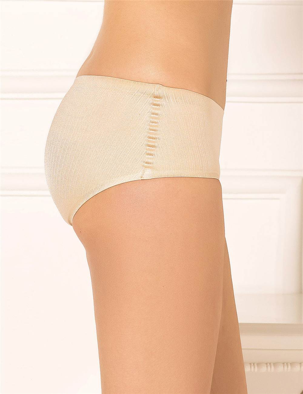 Champagne Seamless Panty – Smooth, No VPL & Lightweight - TeaseFashion